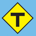 T字路口(马来语:Simpang Tiga Di Hadapan,英语:T-Junction)